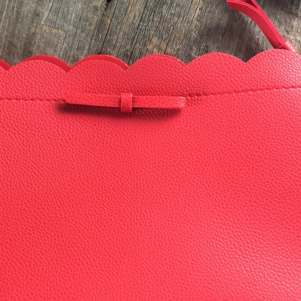 Canvas Stripe and Red Scalloped Make-Up Bags - Picture 4 of 13